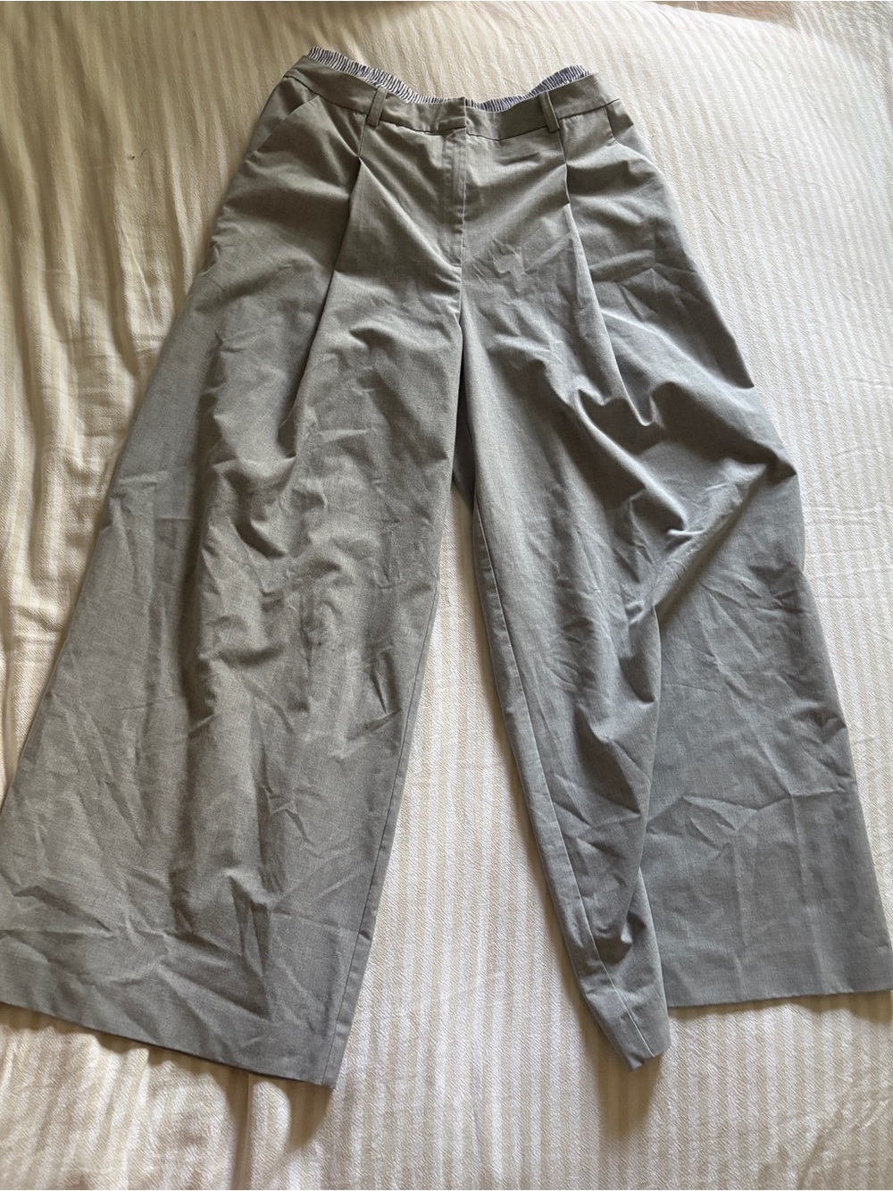 NWOT Maeve Gray Trousers with Blue-White Striped Lining